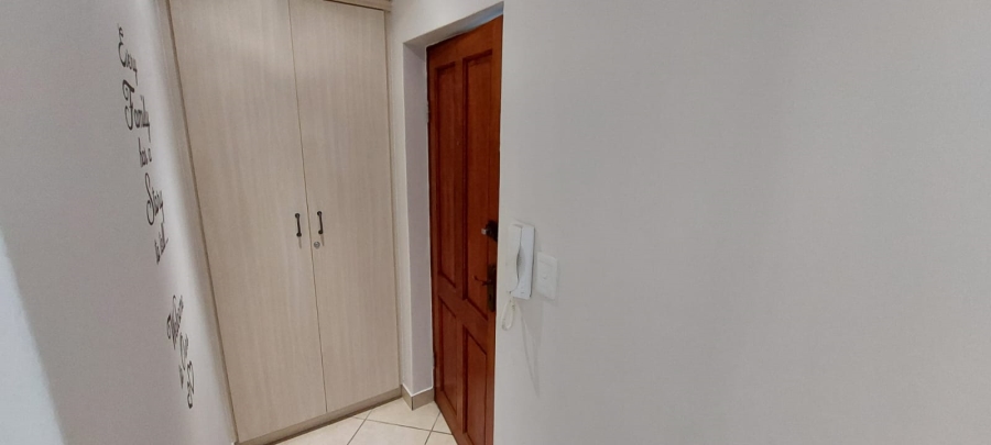 2 Bedroom Property for Sale in Ferreira Town Eastern Cape